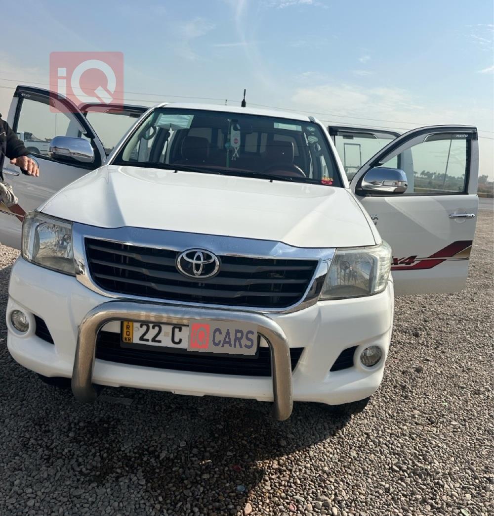 تۆیۆتا هایلۆکس